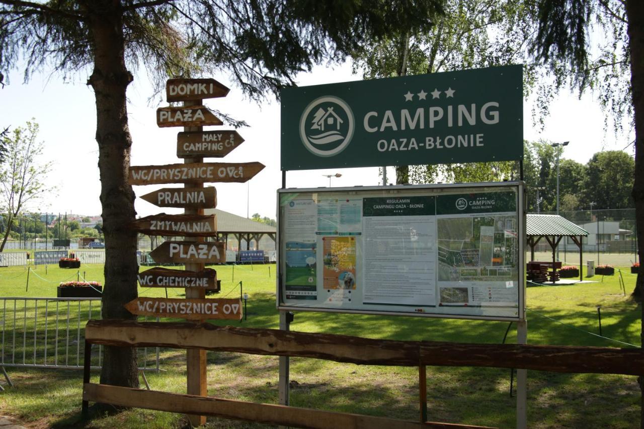 Camping Oaza Blonie Kornik Domki Standard Plus - 3 Pokoje المظهر الخارجي الصورة